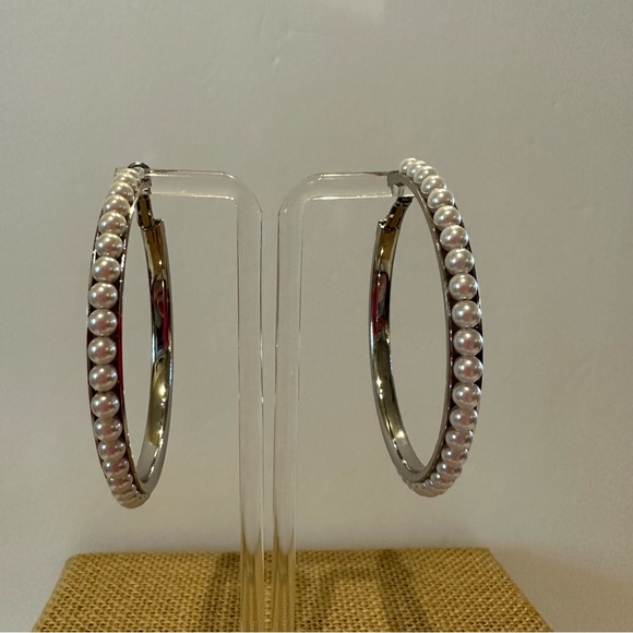 NWT Fashion Accents Earrings - Big Hoops silver tone covered in faux pearls - Picture 5 of 12